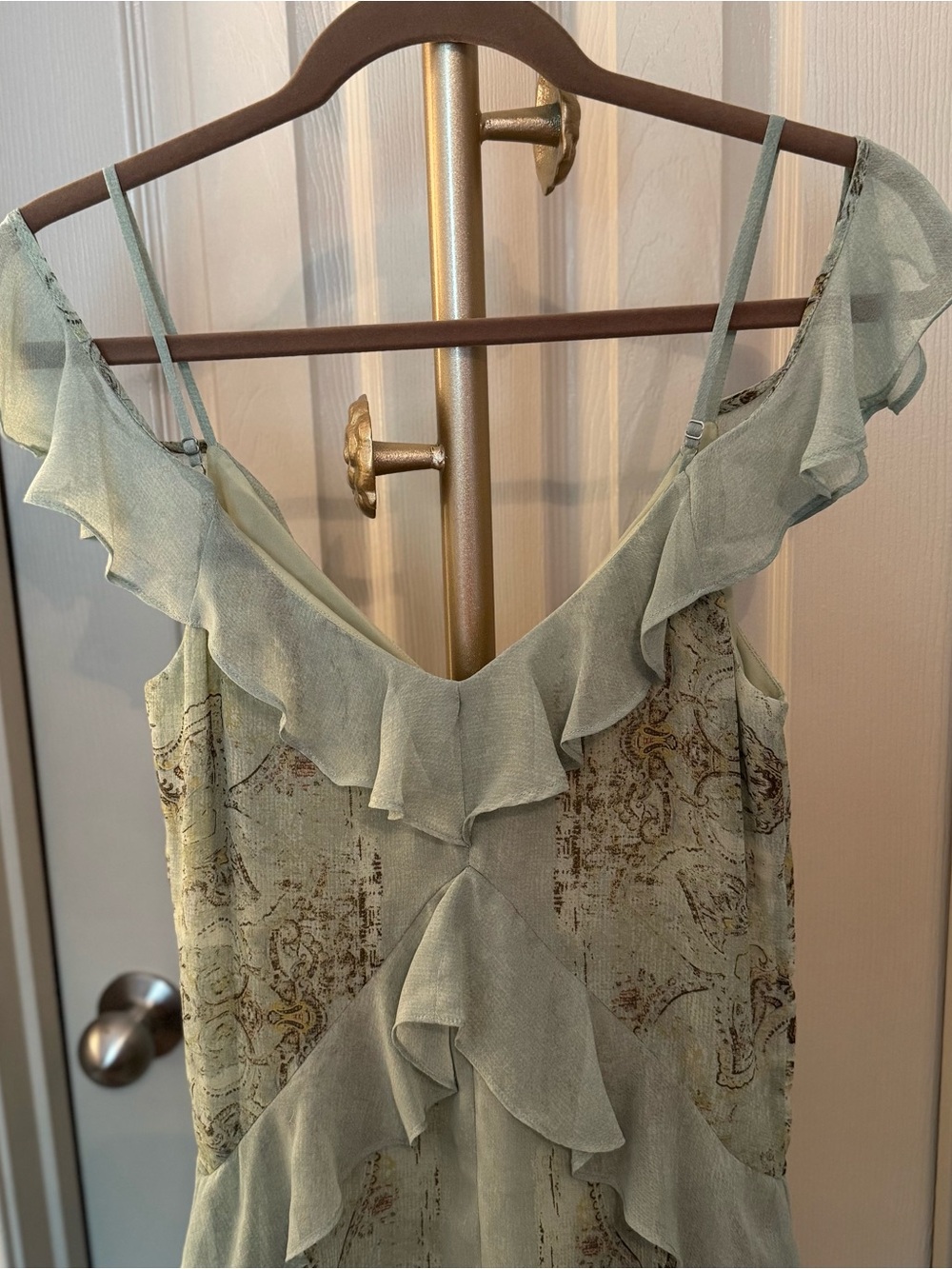 BCBGMAXAZRIA "Linnette" cold-shoulder frill dress - Picture 6 of 7